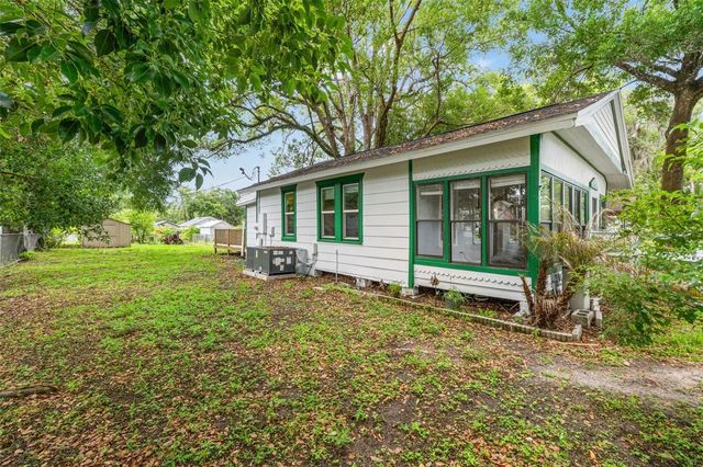 5518 11TH STREET, Zephyrhills, FL 33542