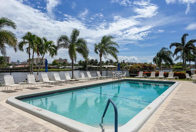 6471 Bay Club Drive 3, Fort Lauderdale, FL 33308