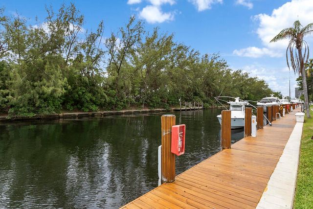 6471 Bay Club Drive 3, Fort Lauderdale, FL 33308