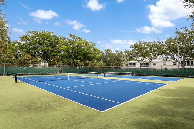 6471 Bay Club Drive 3, Fort Lauderdale, FL 33308
