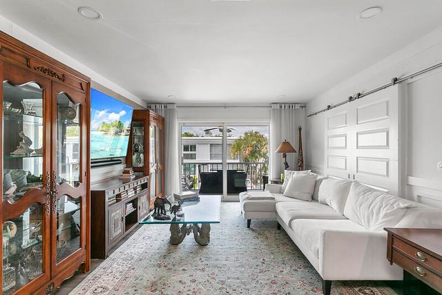 6471 Bay Club Drive 3, Fort Lauderdale, FL 33308