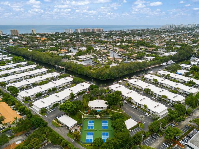 6471 Bay Club Drive 3, Fort Lauderdale, FL 33308