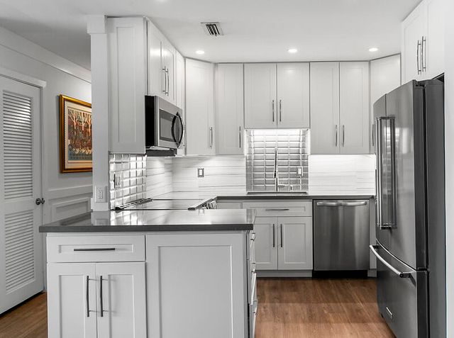 6471 Bay Club Drive 3, Fort Lauderdale, FL 33308