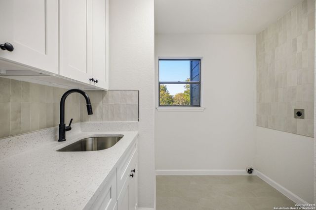 6302 Cypress, Windcrest, TX 78239