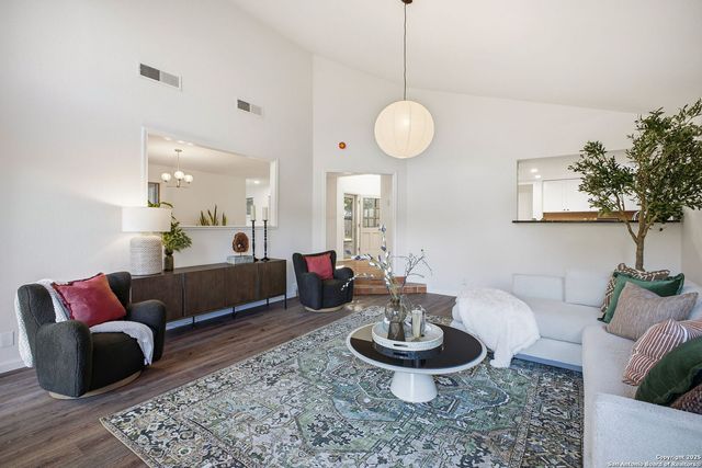 6302 Cypress, Windcrest, TX 78239