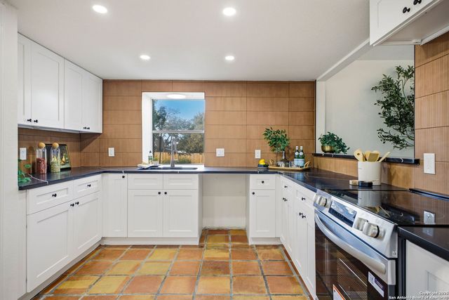 6302 Cypress, Windcrest, TX 78239