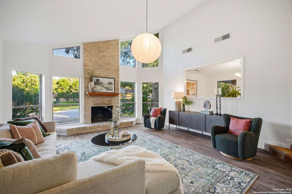 6302 Cypress, Windcrest, TX 78239