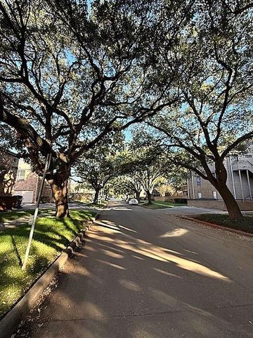 4243 Purdue Street C, Houston, TX 77005