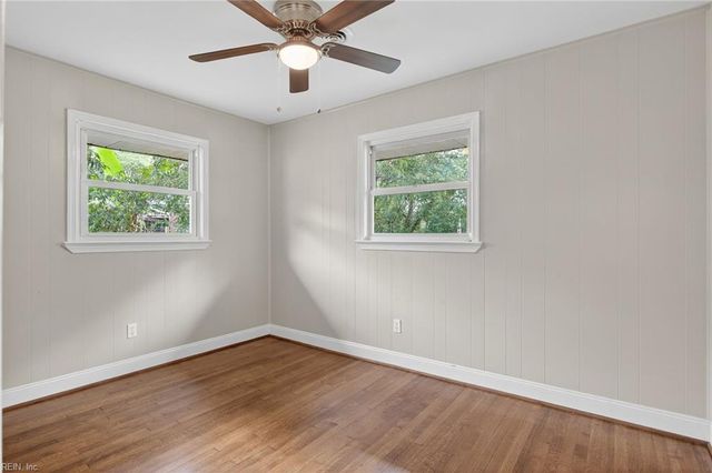 47 Edgemoor DR, Newport News, VA 23603