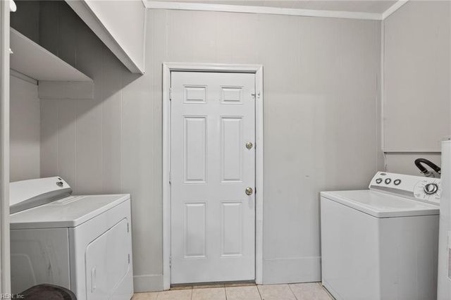 47 Edgemoor DR, Newport News, VA 23603