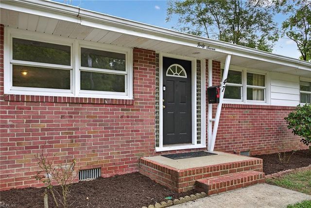 47 Edgemoor DR, Newport News, VA 23603