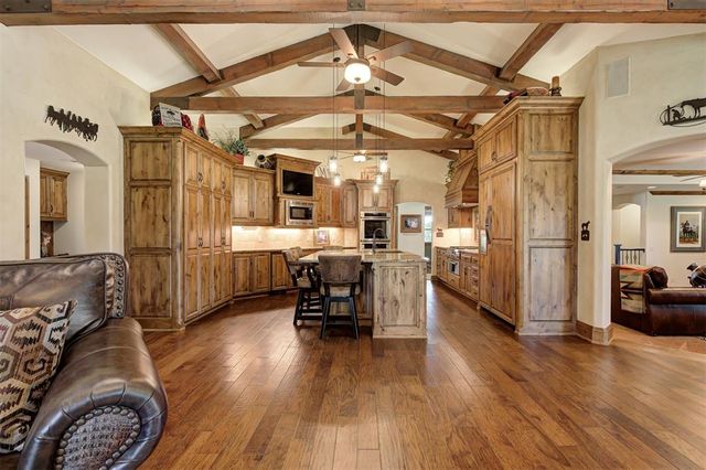 6001 Jarrell Lane, Edmond, OK 73034