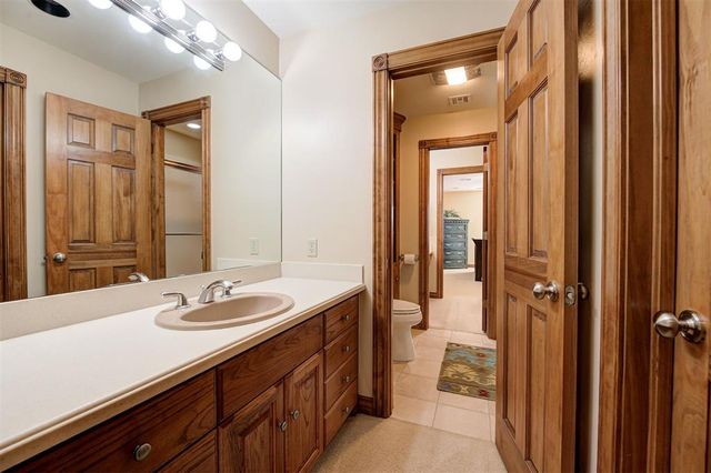 6001 Jarrell Lane, Edmond, OK 73034