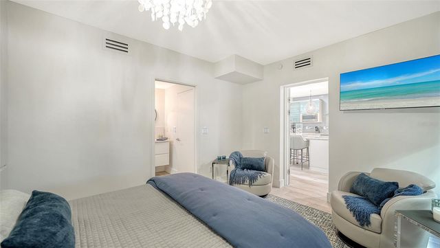 1932 HARBOURSIDE DRIVE 244, Longboat Key, FL 34228