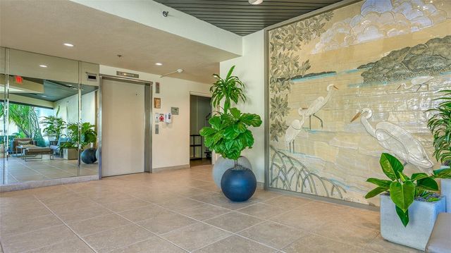 1932 HARBOURSIDE DRIVE 244, Longboat Key, FL 34228