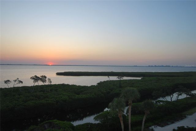 1932 HARBOURSIDE DRIVE 244, Longboat Key, FL 34228