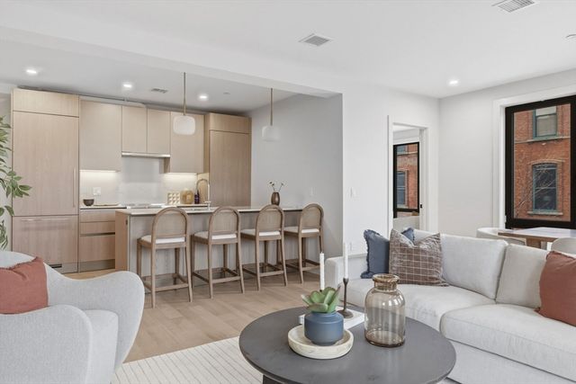 118 B Street 206, Boston, MA 02127