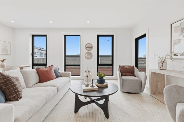 118 B Street 206, Boston, MA 02127