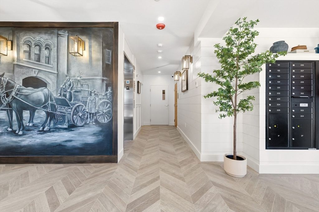 118 B Street 206, Boston, MA 02127
