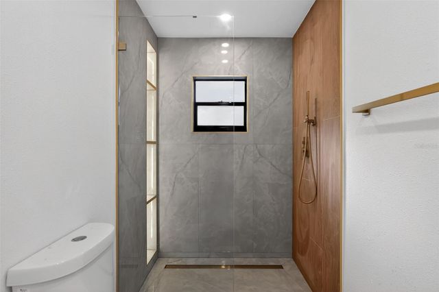 320 PHEASANT CIRCLE, Brandon, FL 33510