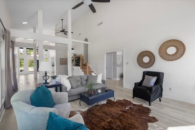 12032 C R 461, Lindale, TX 75771