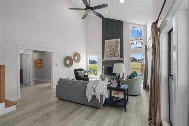 12032 C R 461, Lindale, TX 75771