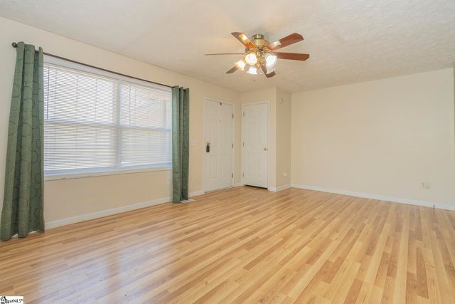 107 Brookside Circle, Honea Path, SC 29654