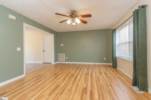 107 Brookside Circle, Honea Path, SC 29654