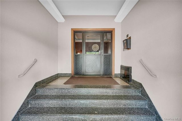 95 Sedgwick Avenue 6C, Yonkers, NY 10705