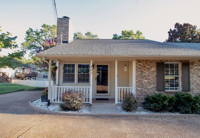 421 Hill Rd, Nashville, TN 37220