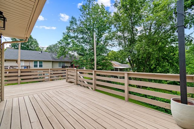421 Hill Rd, Nashville, TN 37220