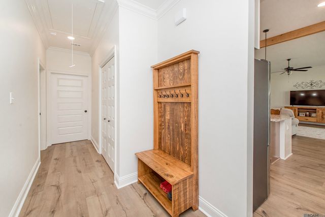 20204 Palmer Rd, Livingston, LA 70754