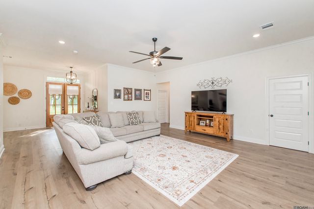 20204 Palmer Rd, Livingston, LA 70754