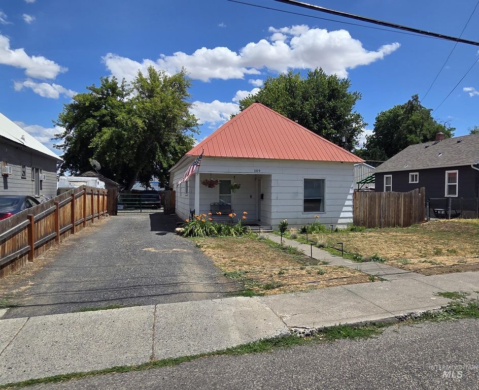 509 16th St, Lewiston, ID 83501