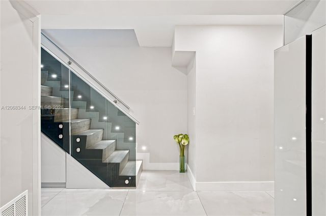20302 NE 34th Court 41, Aventura, FL 33180