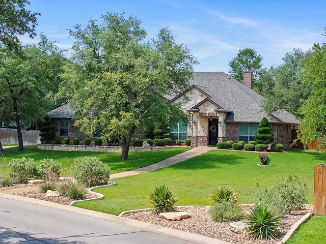 100 Eagle Landing DR, Belton, TX 76513