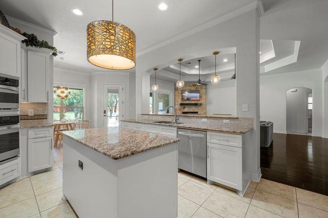 100 Eagle Landing DR, Belton, TX 76513