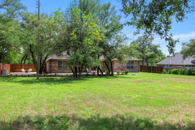 100 Eagle Landing DR, Belton, TX 76513
