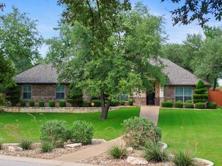 100 Eagle Landing DR, Belton, TX 76513