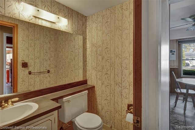 11375 Savage Drive, Sterling Heights, MI 48312