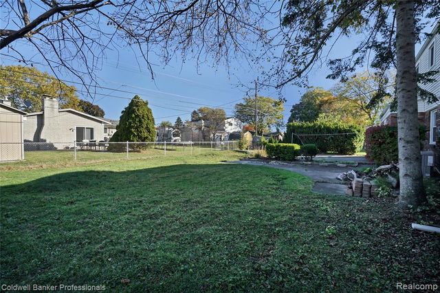 11375 Savage Drive, Sterling Heights, MI 48312