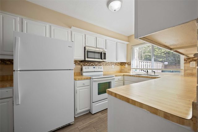 2325 W Settlers Way, The Woodlands, TX 77380