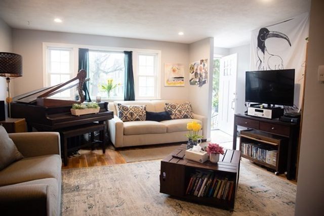 23 Ledge Hill 1, Boston, MA 02132
