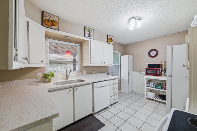 10708 Cassandra Way, Dallas, TX 75228