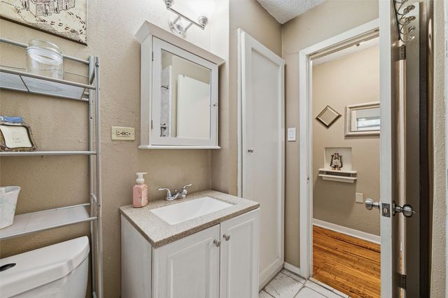 10708 Cassandra Way, Dallas, TX 75228