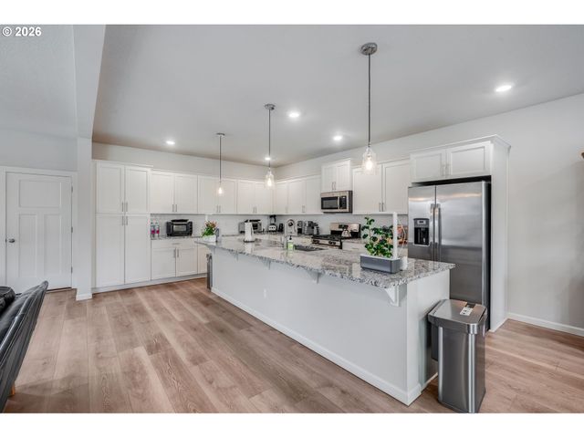 14857 Se FRIENDLY Pl, Happy Valley, OR 97086