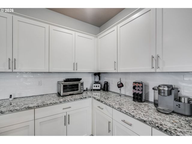 14857 Se FRIENDLY Pl, Happy Valley, OR 97086