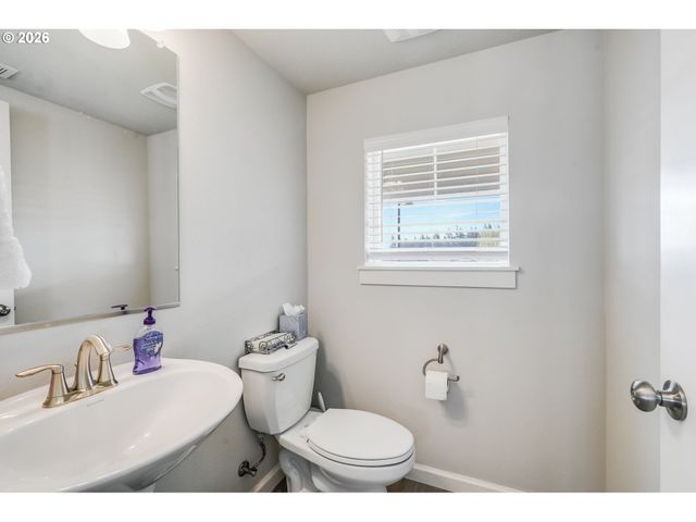 14857 Se FRIENDLY Pl, Happy Valley, OR 97086