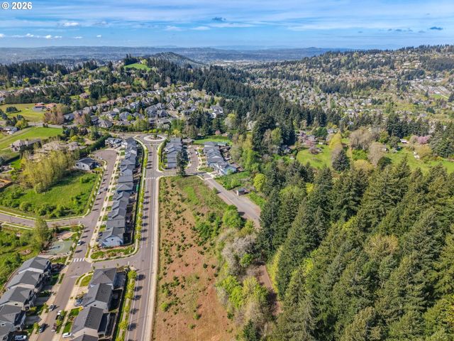 14857 Se FRIENDLY Pl, Happy Valley, OR 97086