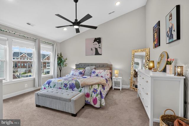 3185 BARBEQUE PL, Woodbridge, VA 22193